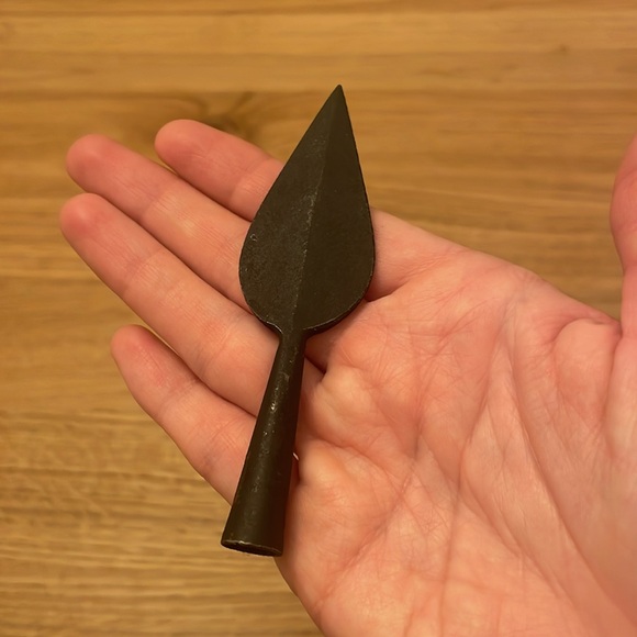 Steel arrowhead - Picture 5 of 5